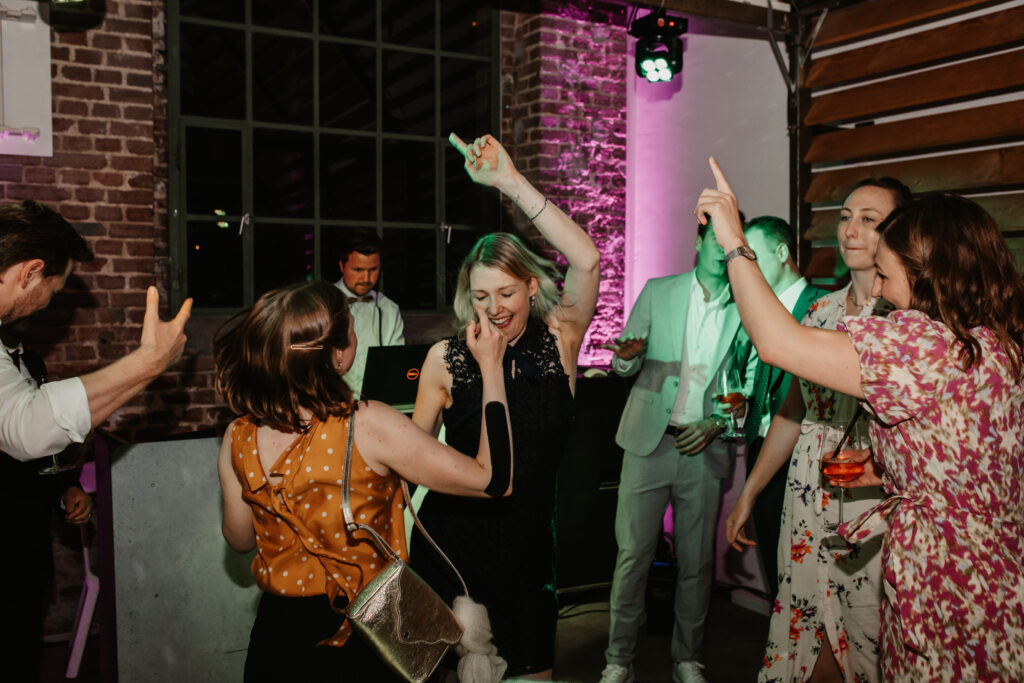 Hochzeitsparty mit DJ Bommek