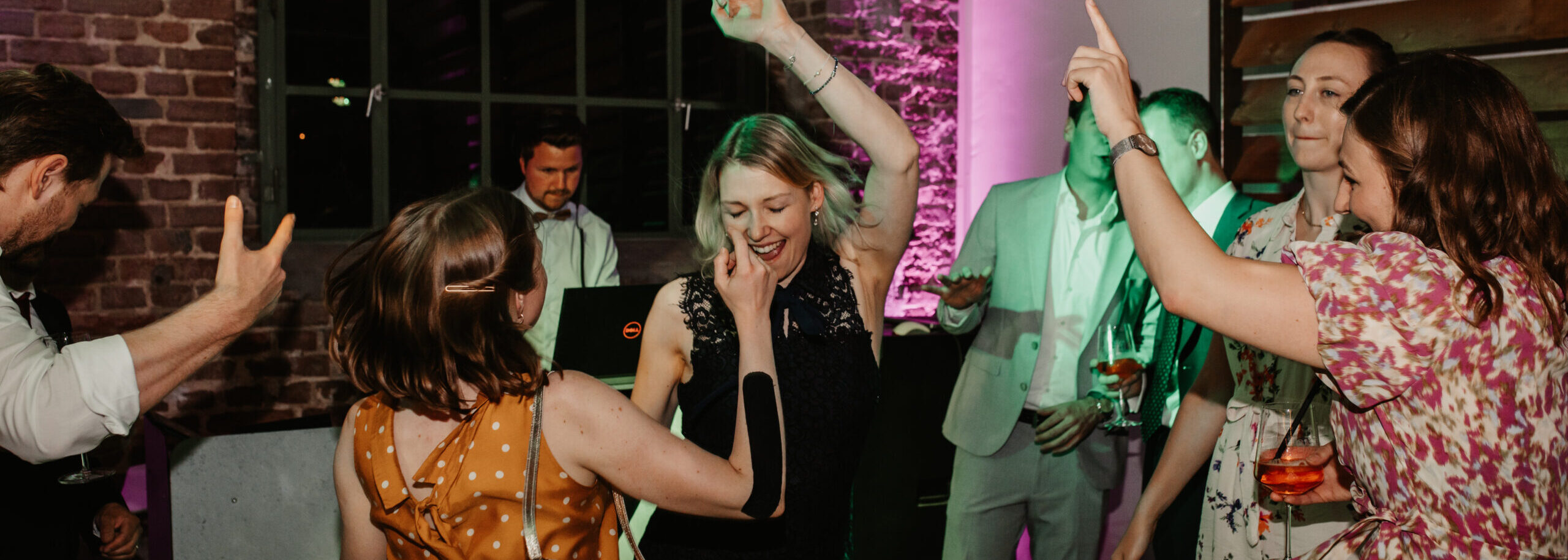 Hochzeitsparty mit DJ Bommek